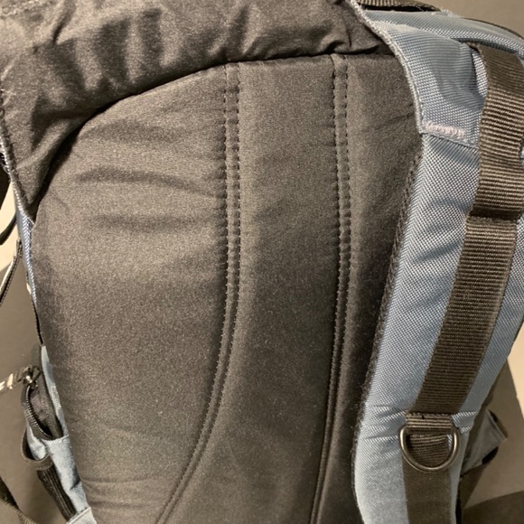 Targus Laptop Backpack-Like New - Picture 7 of 12